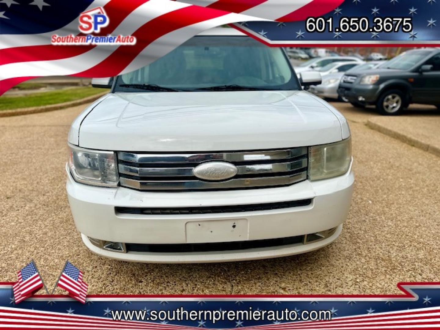 2012 WHITE /Black leather FORD FLEX SEL SEL W/ Leather (2FMGK5CC6CB) with an 3.5L V6 DOHC 24V engine, 6-Speed overdrive transmission, located at 922 W. Beacon St., Philadelphia, MS, 39350, (601) 650-3675, 32.770447, -89.127151 - Title: 2012 Ford Flex SEL FWD Year: 2012 Make: Ford Model: Flex Engine: 3.5L V6 DOHC 24V Body: SPORT UTILITY 4-DR Transmission: 6-Speed overdrive Drive Type: FWD Mpg City: 17 Mpg: 24 Trim: SEL - Photo#1